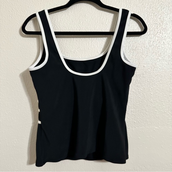 GABAR Women's Bland and White Chlorine Resistant Tankini - Picture 4 of 6